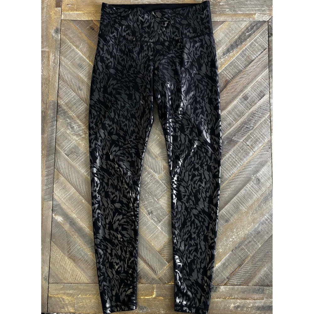 Old Navy Active PowerSoft High-Rise Leggings Black Silver Metallic Foil Print L